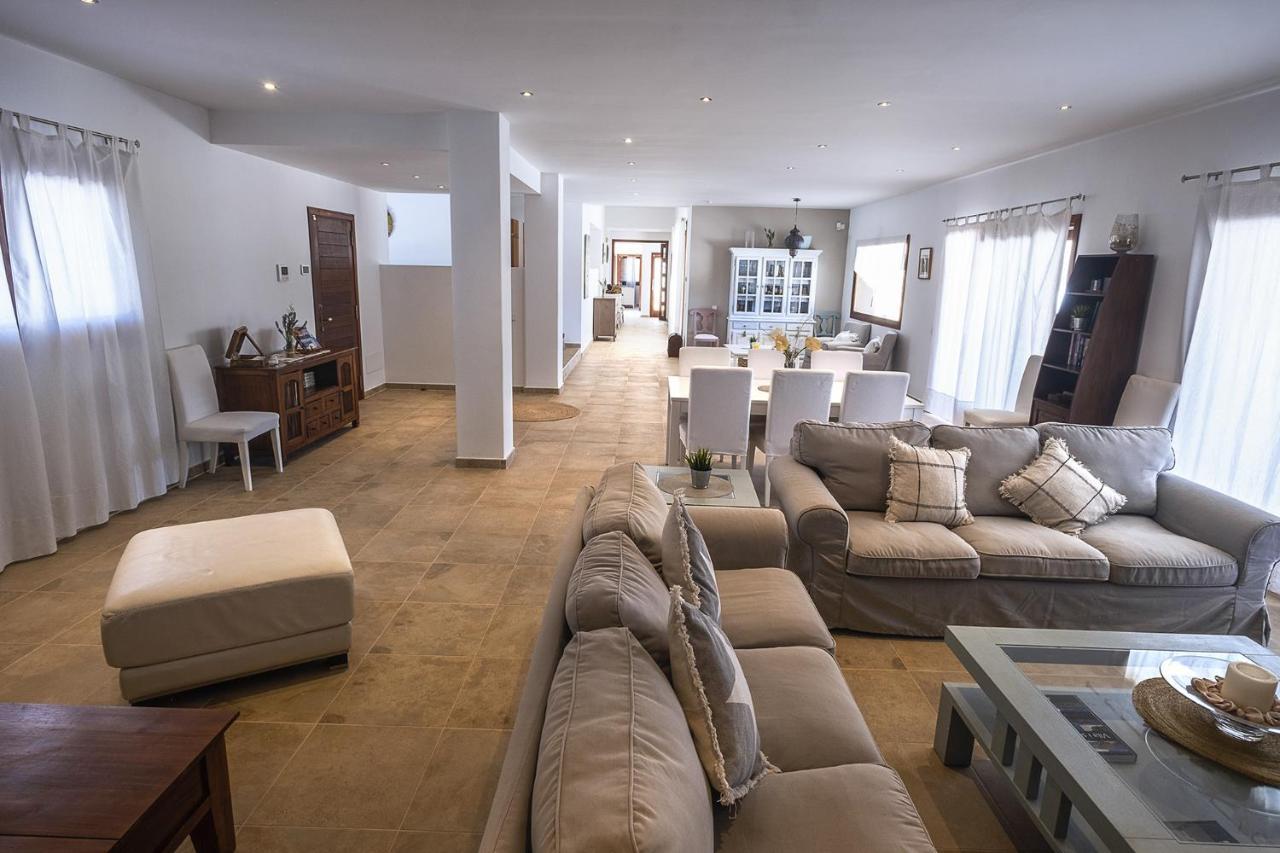 Villa Raco De Sa Vinyeta Sant Llorenc de Balafia Kültér fotó