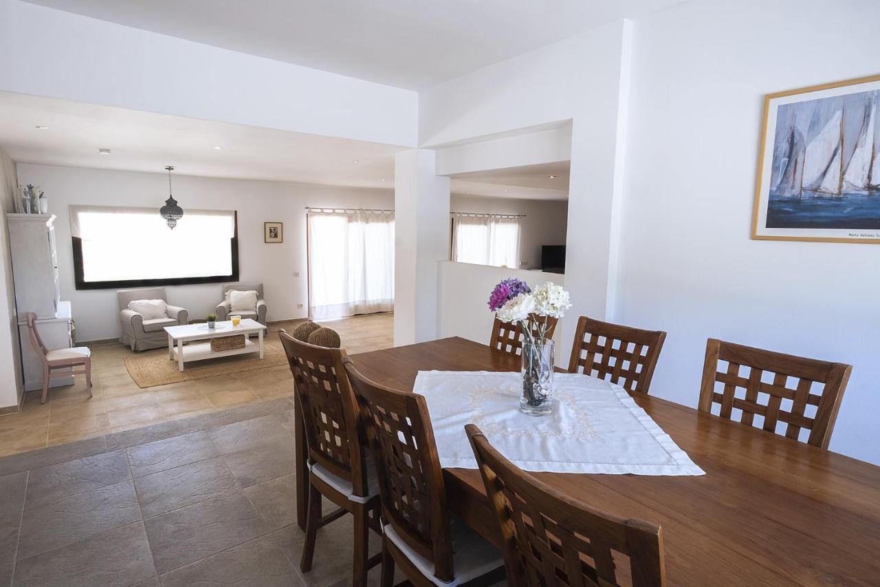 Villa Raco De Sa Vinyeta Sant Llorenc de Balafia Kültér fotó