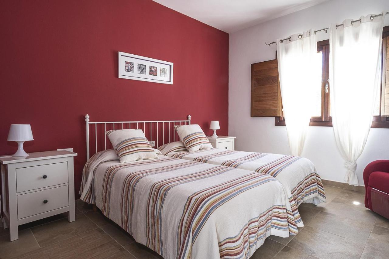 Villa Raco De Sa Vinyeta Sant Llorenc de Balafia Kültér fotó