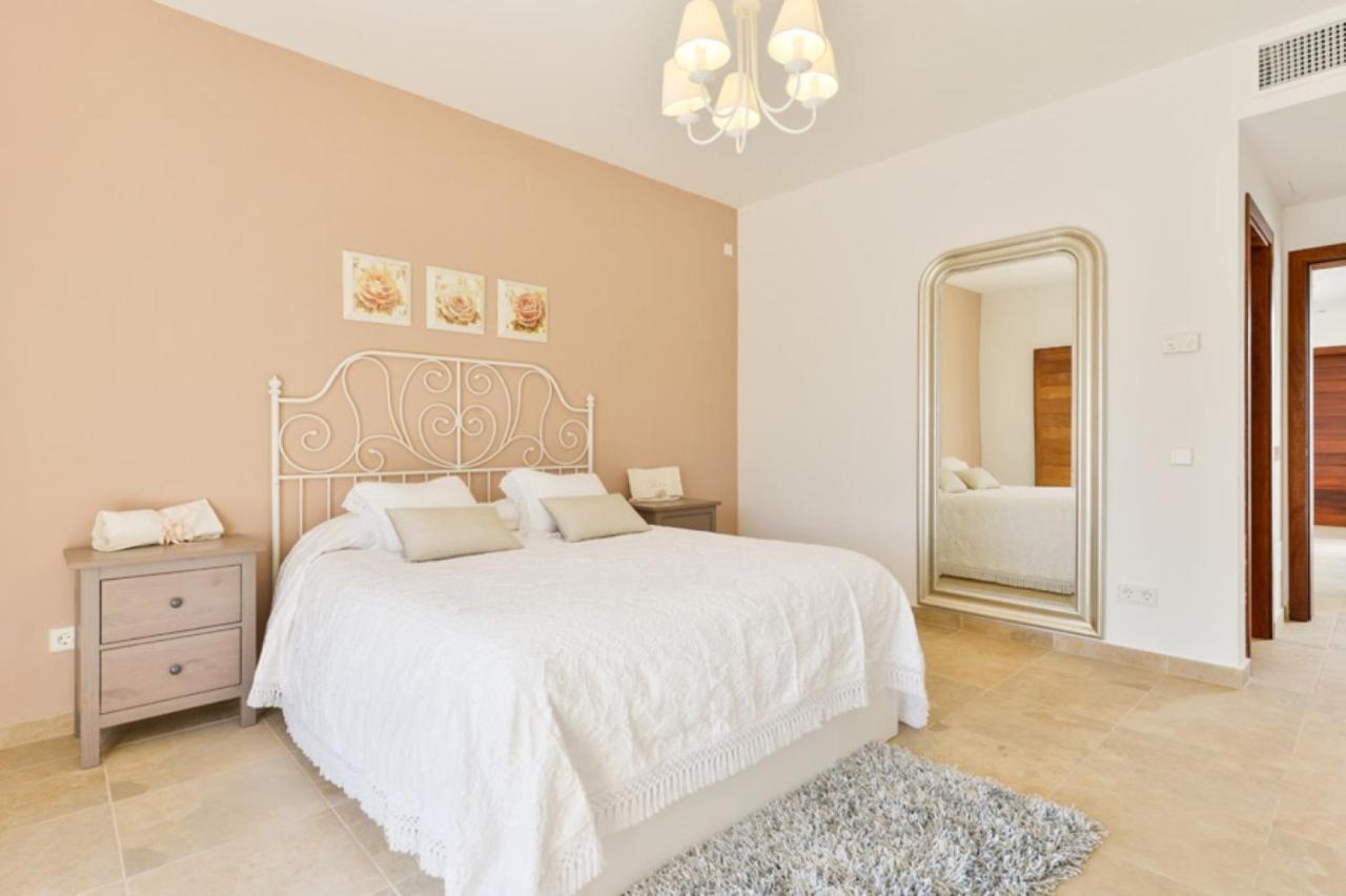 Villa Raco De Sa Vinyeta Sant Llorenc de Balafia Kültér fotó